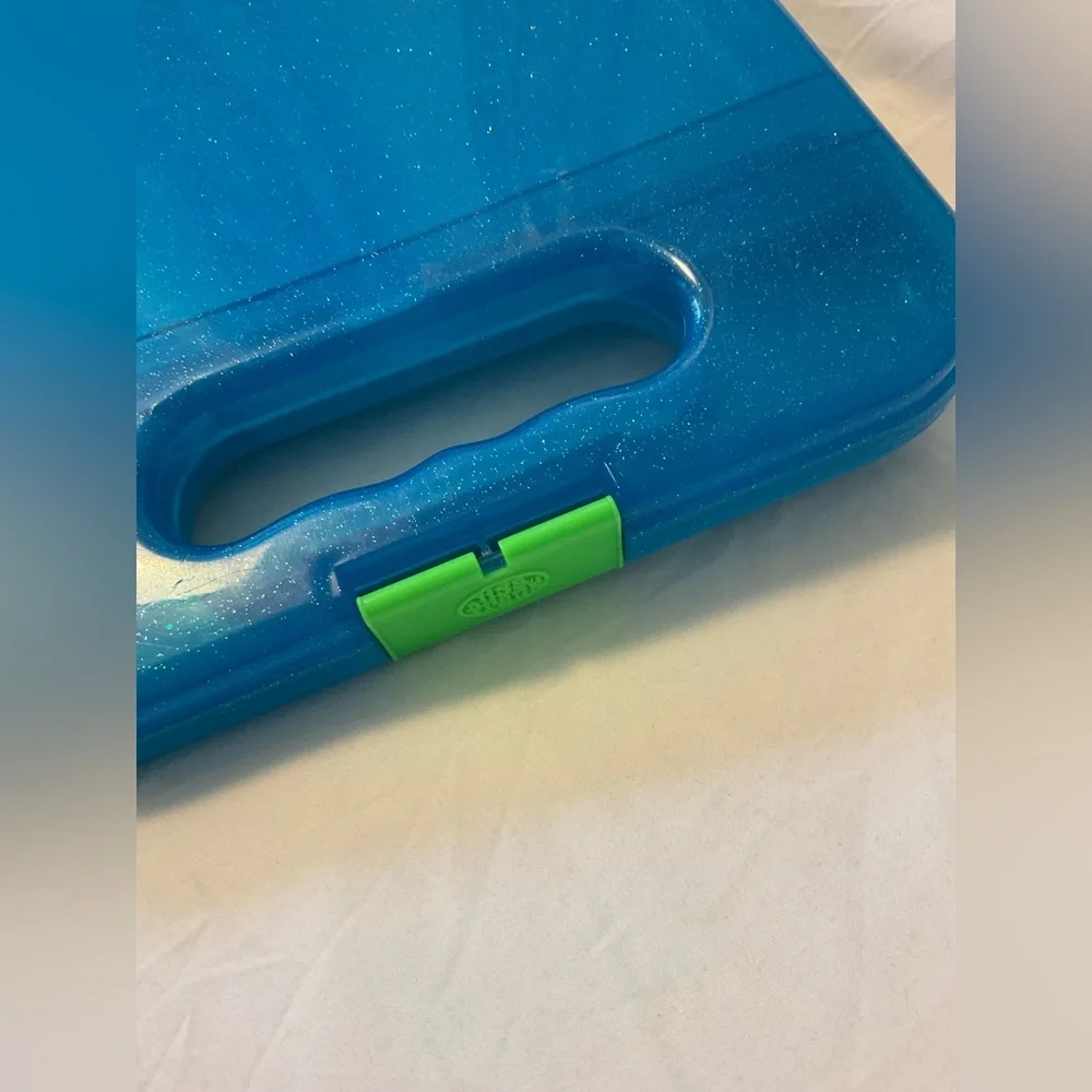 Lisa Frank Blue Folder with Yellow Puppy Design